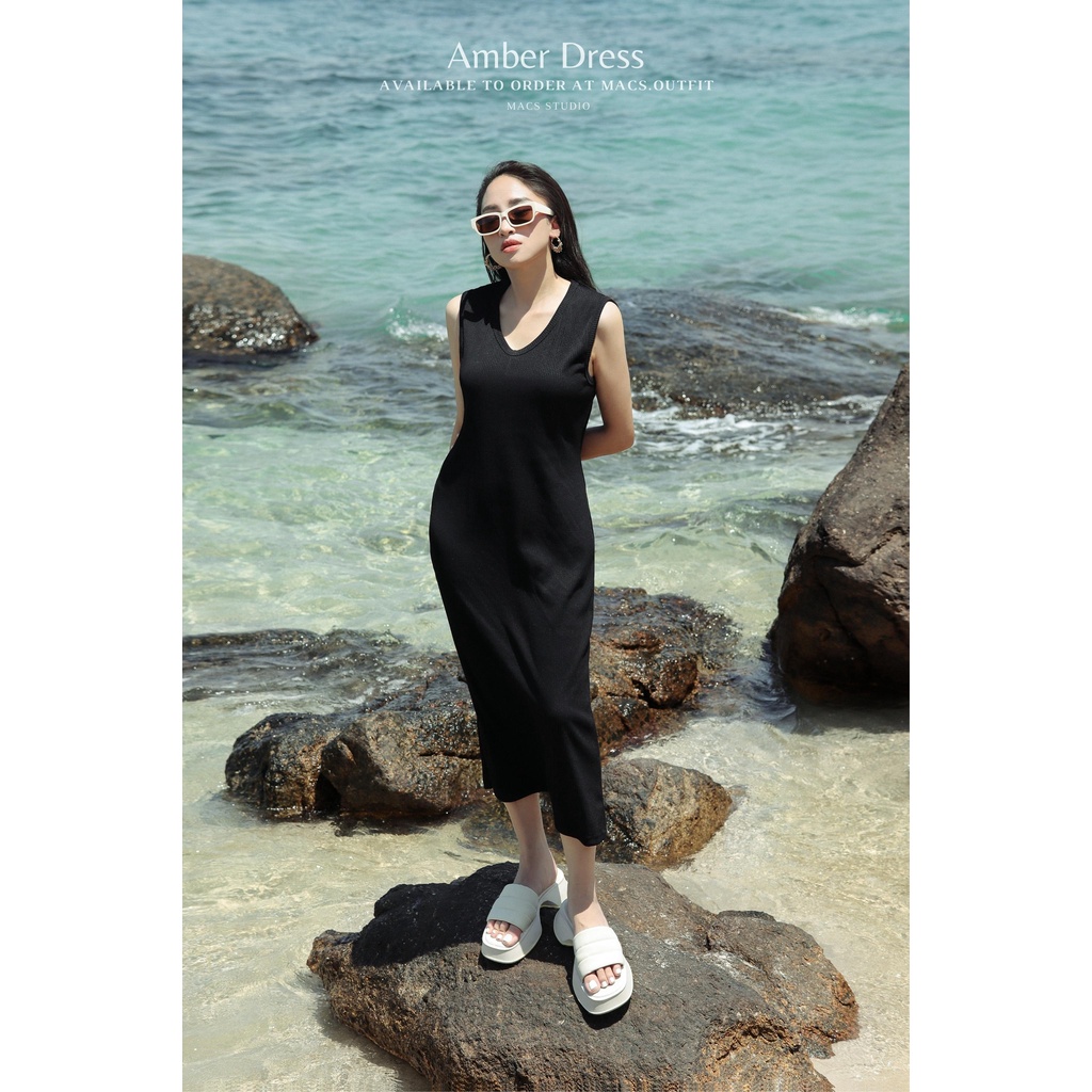 Đầm suông dài tôn dáng, sát nách cổ tim co giãn 4 chiều - MACS AMBER DRESS