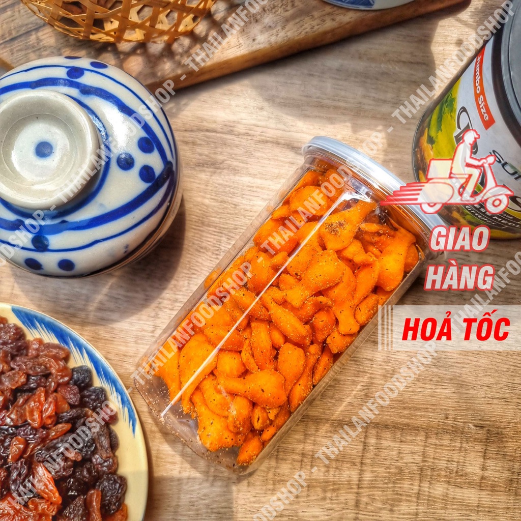 Bánh Que Đùi Gà Vị Cay Thái Lan Lon 200Gram