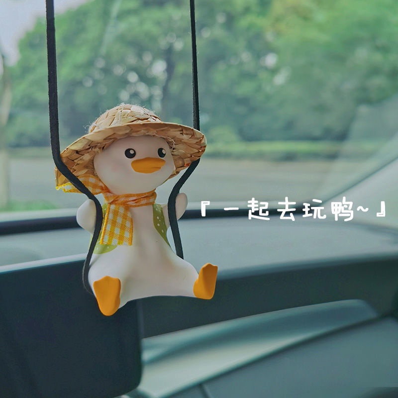 Phụ Kiện Trang Trí Xe Hơi Hình Chú Vịt Đội Nón Rơm Dễ Thương