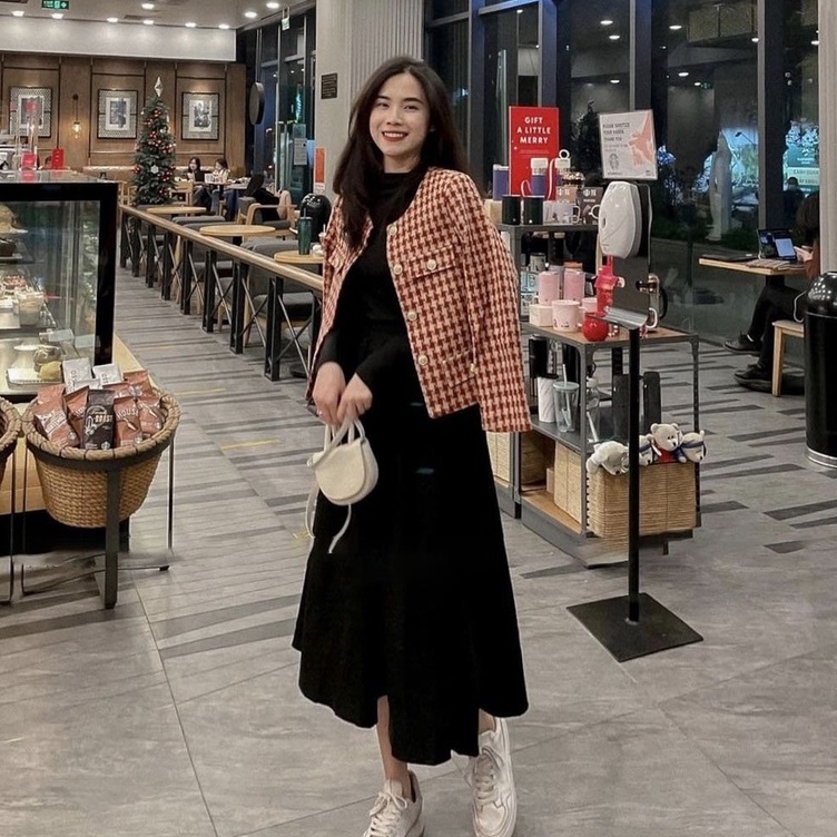 Áo khoác dạ nữ FM Style hoạ tiết caro nút ngọc thời trang sang chảnh tiểu thư 211221001 | BigBuy360 - bigbuy360.vn