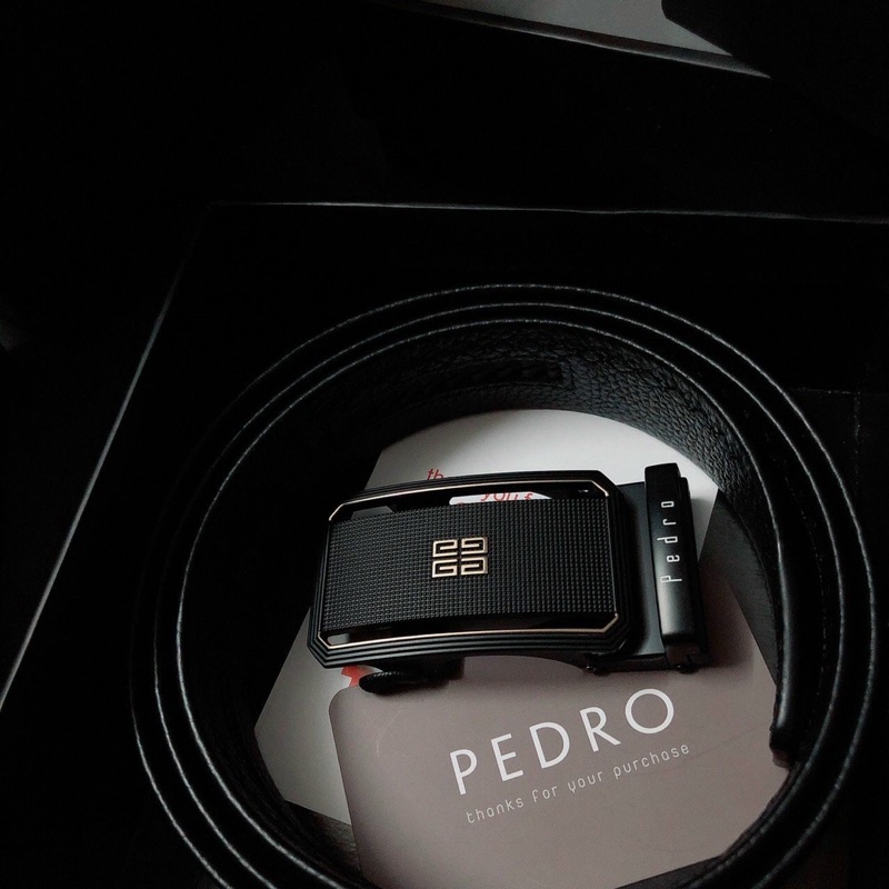 NỊT PEDRO TĂNG ĐƯA