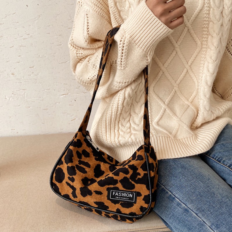 [Mã FASHIONCB264 giảm 10K đơn bất kỳ] Túi Đeo Chéo Họa Tiết Da Báo Thời Trang Dễ Phối Đồ