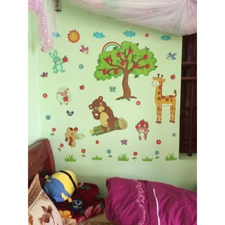Decal dán tường thú cây táo