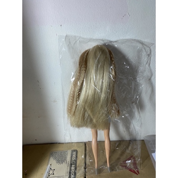 Búp bê Barbie ngôi sao nhạc pop