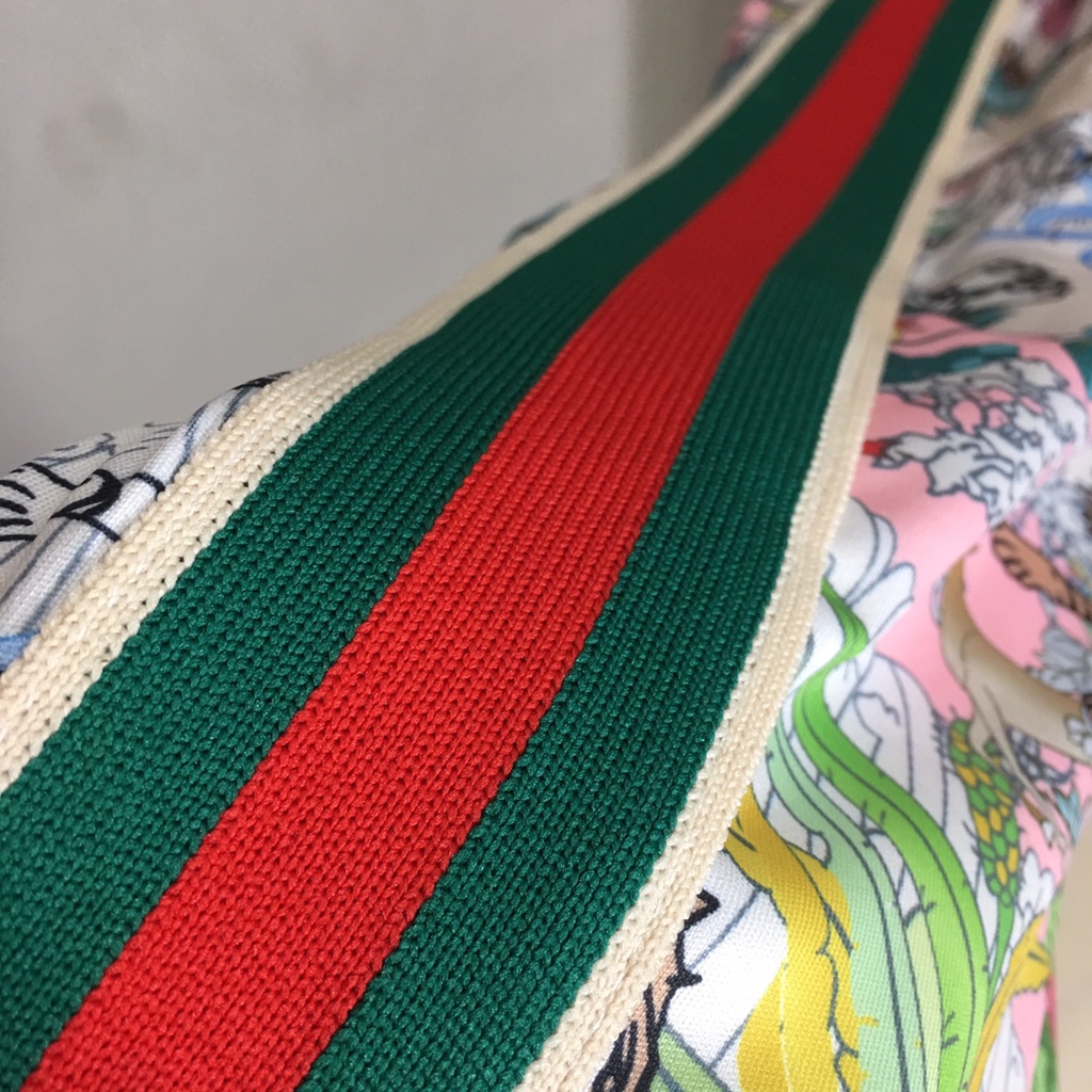 Bộ quần áo nữ thời trang cao cấp Gucci GG GC thiết kế họa tiết độc đáo, phong cách nổi bật