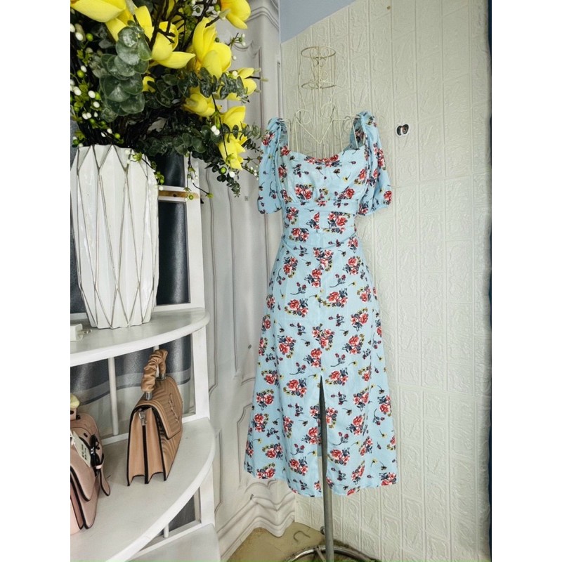 Váy hoa trễ vai xẻ tà đính nút bọc vải sang chảnh dự tiệc | BigBuy360 - bigbuy360.vn