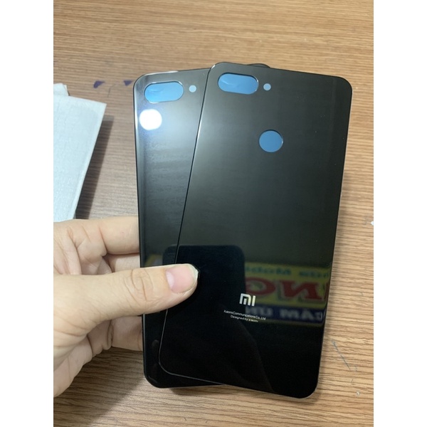 Nắp lưng Xiaomi Mi 8 lite