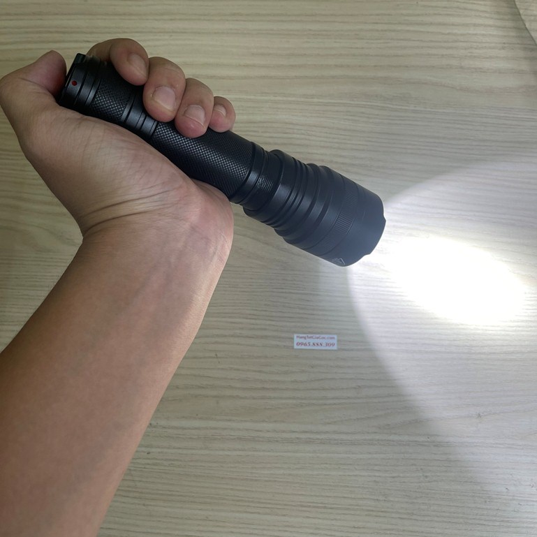 Đèn pin siêu sáng Supfire L6-G thế hệ mới, bóng 36w siêu sáng, Pin to cực khỏe, kiêm sạc dự phòng –