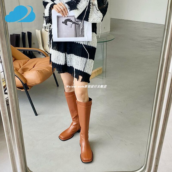 Giày boot cao gót phong cách Hàn Quốc trẻ trung dành cho nữ