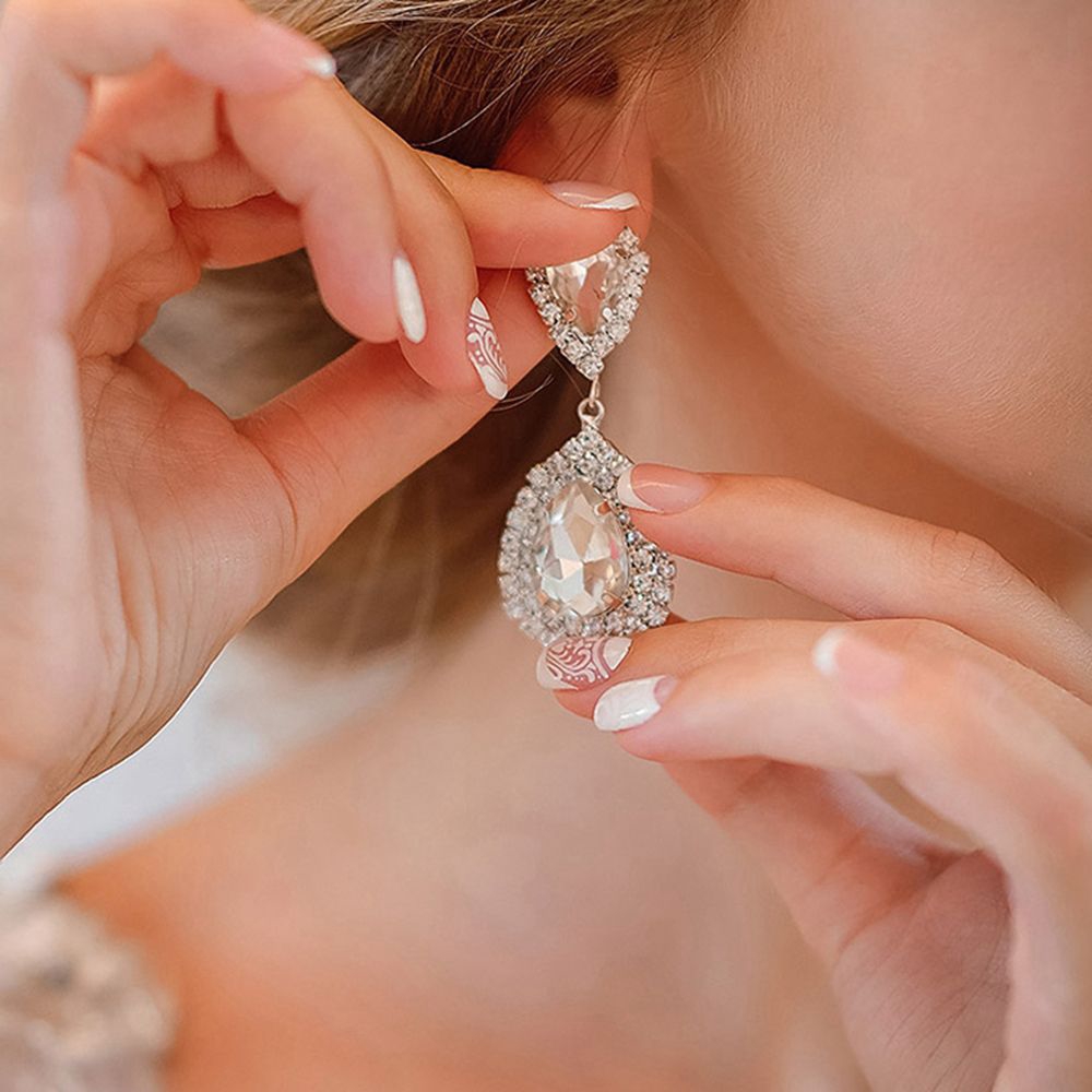 Bông tai hình giọt nước kiểu dáng ngộ nghĩnh