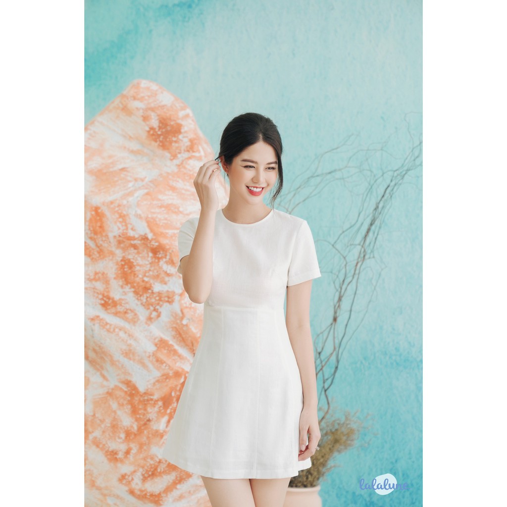 Đầm linen trắng rachas dress lalalune cho mẹ