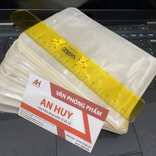 Bảng tên nhựa dẻo kích thước siêu to 10,5 x 16cm - Bảng tên hội nghị kích thước to