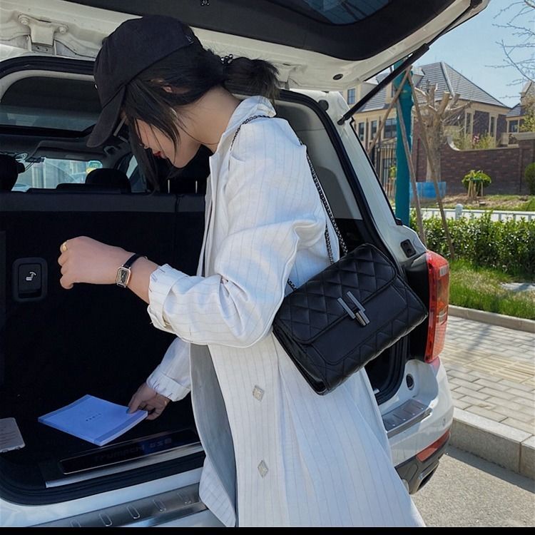 Túi Đeo Chéo Mini Phong Cách Phương Tây Chất Lượng Cao Dễ Phối Đồ Có 2 Kiểu