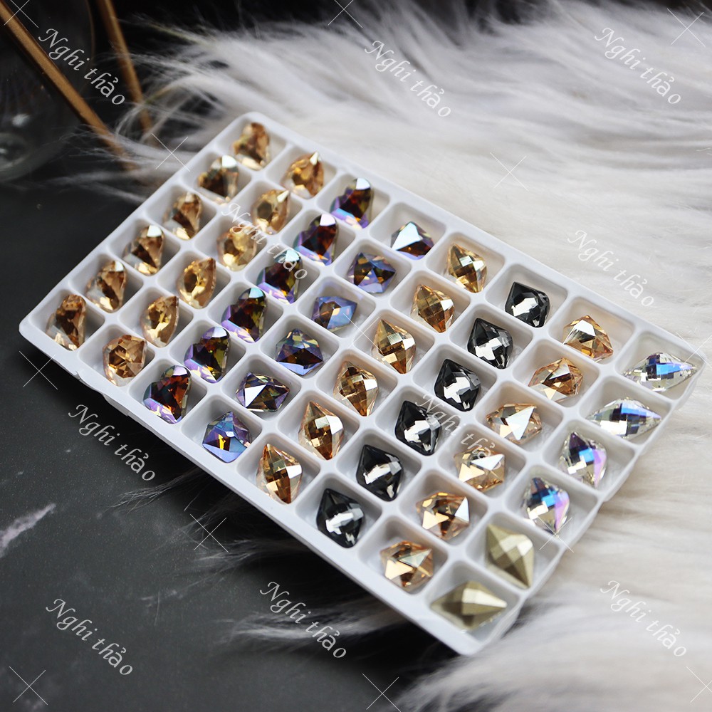 Đá khối nail đính móng tay