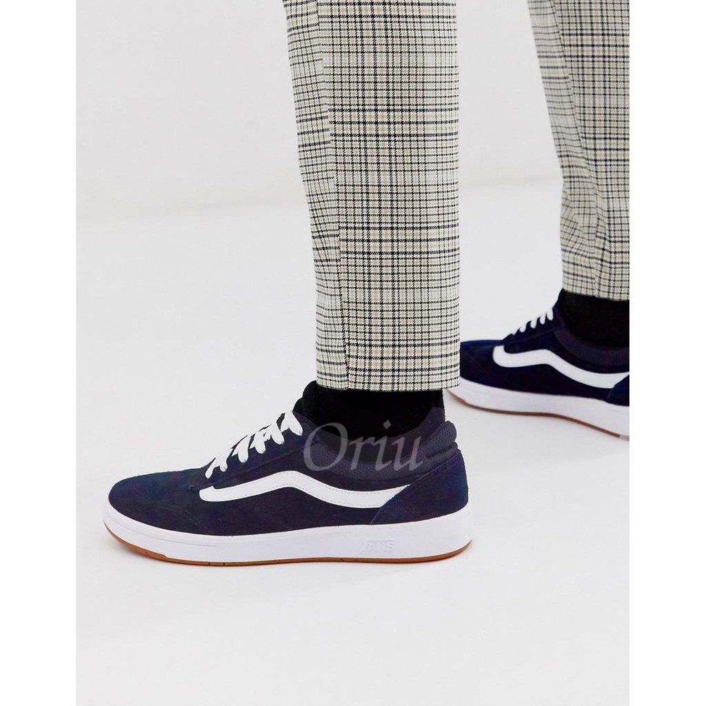 vans staple cruze comfycush