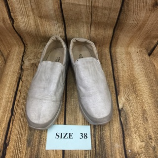 Slipon da thật size 38 chỉ với 180k