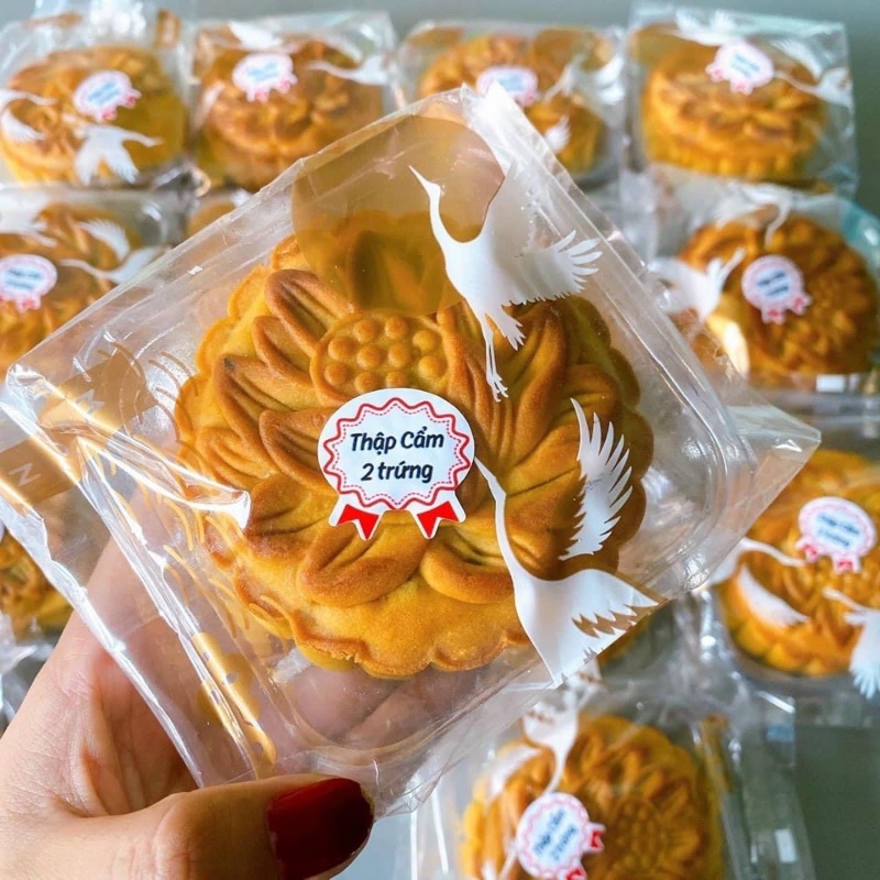BÁNH TRUNG THU THẬP CẨM 2 TRỨNG.