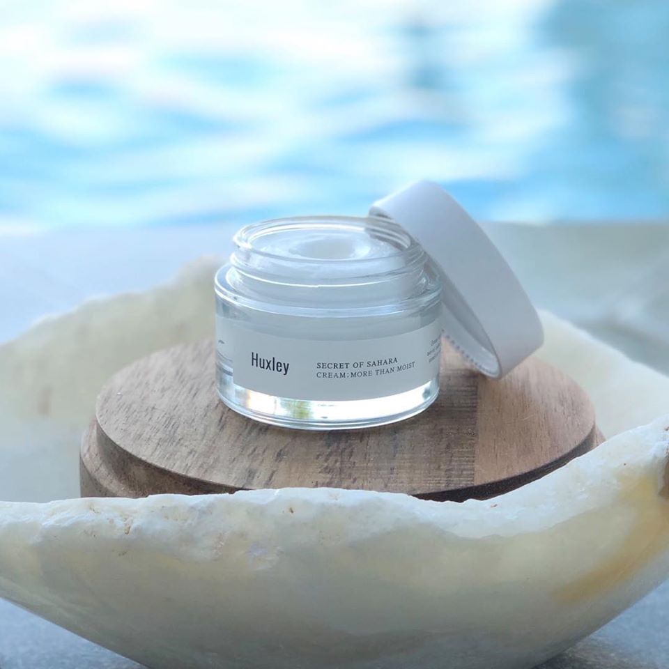 Combo Dưỡng Ẩm Sáng Da Chống Lão Hóa Chiết Xuất Xương Rồng Huxley (Serum Light And More 30ml + Kem More Than Moist 50ml)