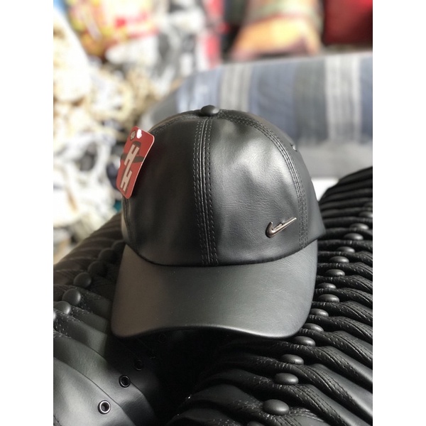 Nón kết da simili thời trang năng động ( giao logo nhẫu nhiên )