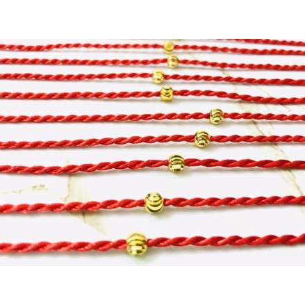 Dây đeo tay đỏ hạt châu may mắn
