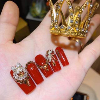 Vương miện - đạo cụ chụp ảnh móng
