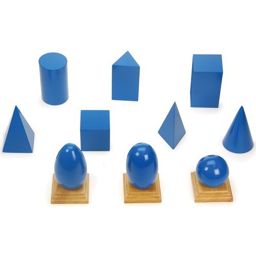 Hộp đựng các khối hình học màu xanh - Giáo cụ Montessori
