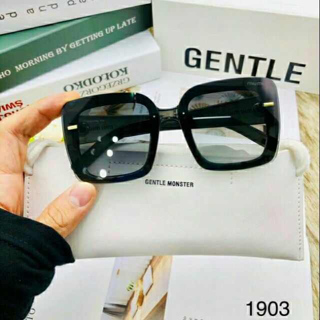 Kính miumiu sale