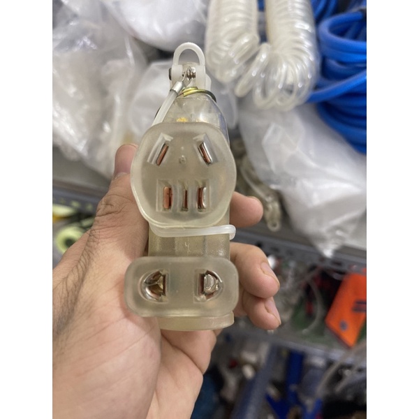 Ổ cắm chống giật