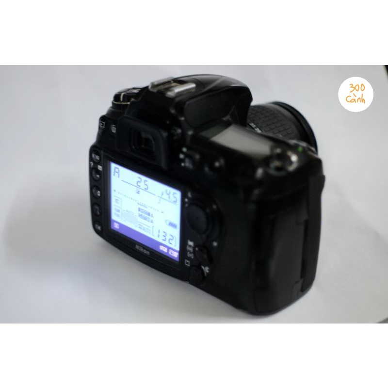 Máy Ảnh DSLR Nikon D300 Kèm Lens AF 28-80 f3.3-5.6G Cũ