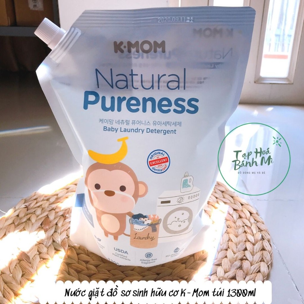 Nước giặt đồ sơ sinh hữu cơ K-Mom (can và túi)