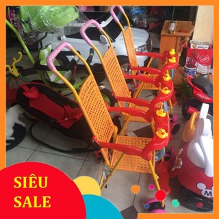 Siêu rẻ: xe đẩy mây gấp gọn được cho bé