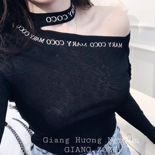 Áo thun trễ vai sọc chữ