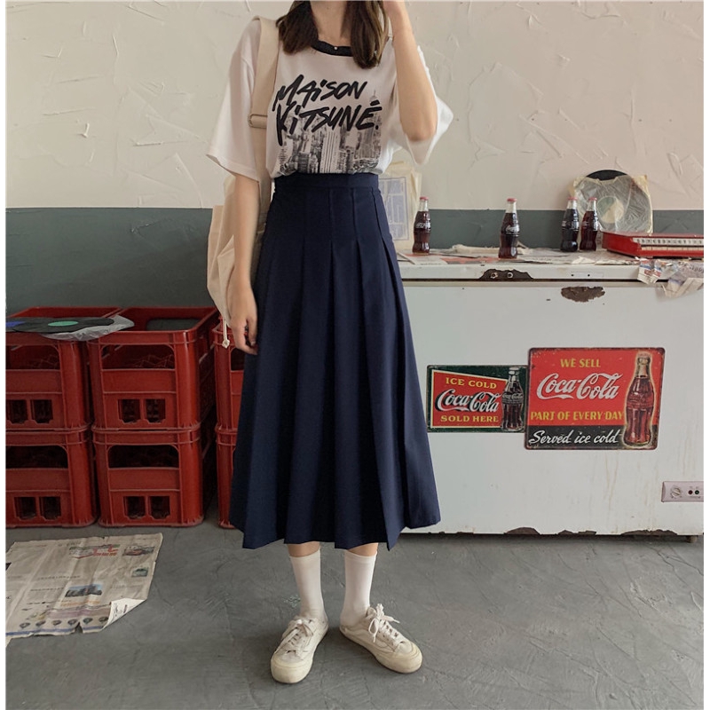 Chân váy lưng cao dáng chữ A phong cách cổ điển độc đáo | BigBuy360 - bigbuy360.vn
