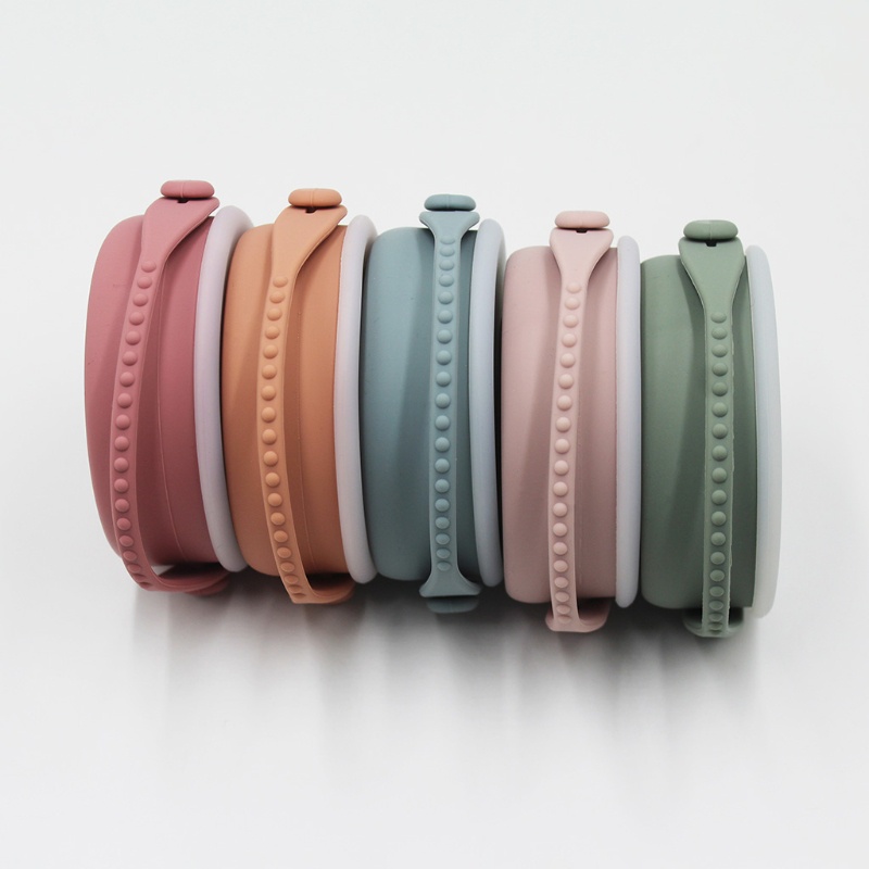 Bộ 5 Món Gồm Yếm Ăn + Bát + Đĩa Hút + Muỗng Cho Bé Sơ Sinh