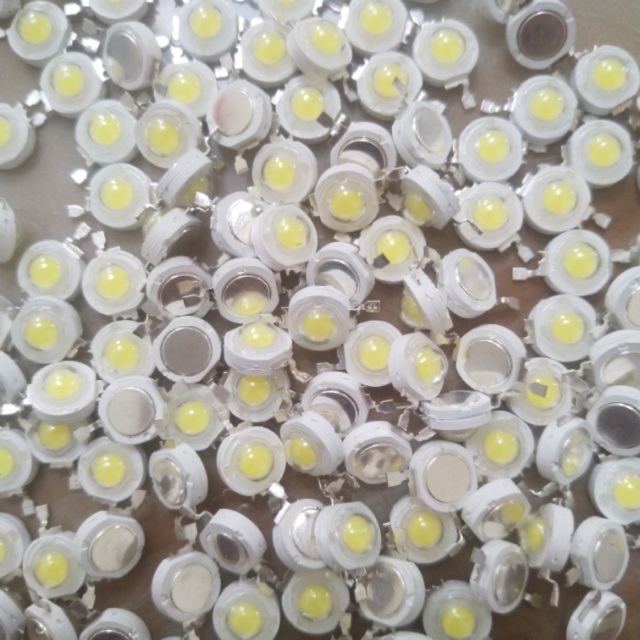 NHÂN LED 1W SIÊU SÁNG xịn
