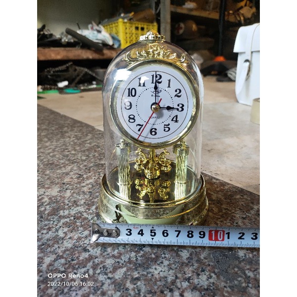 Đồng hồ trưng bày