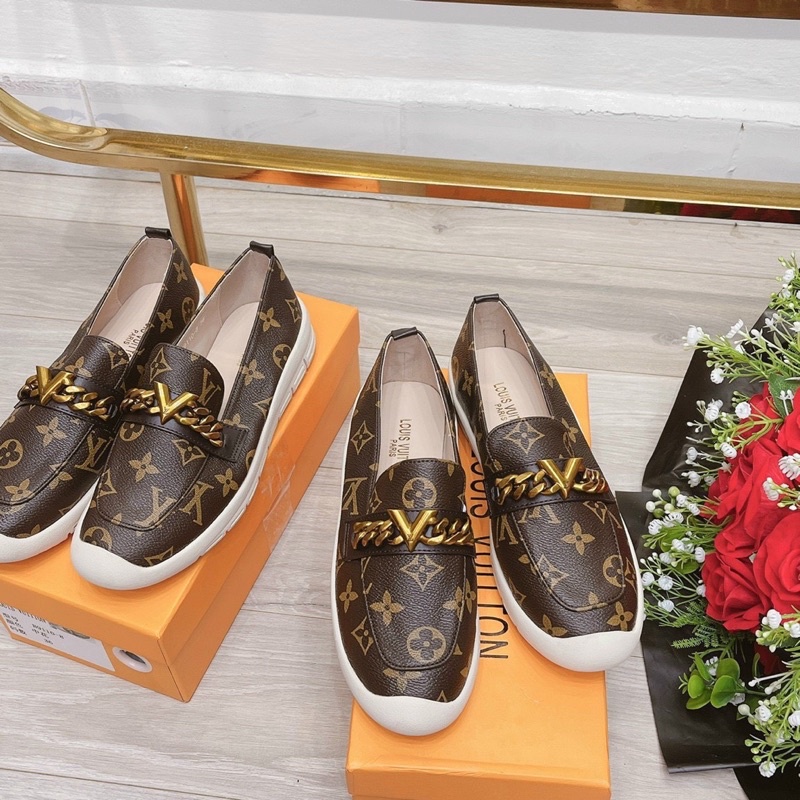 Giầy Moca Lv Xích