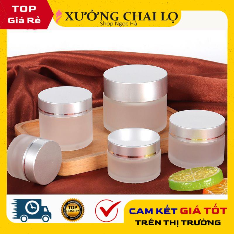 Hũ Chiết Mỹ Phẩm Thủy Tinh Mờ Nắp Bạc đựng kem face .
