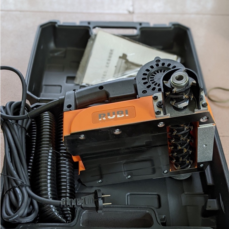 Máy bào tường, cạo vữa hồ công suất 1600w
