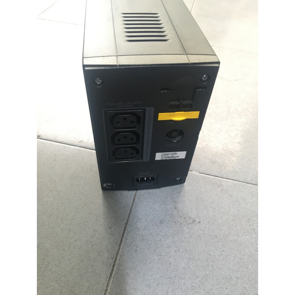 Bộ lưu điện UPS APC RS500