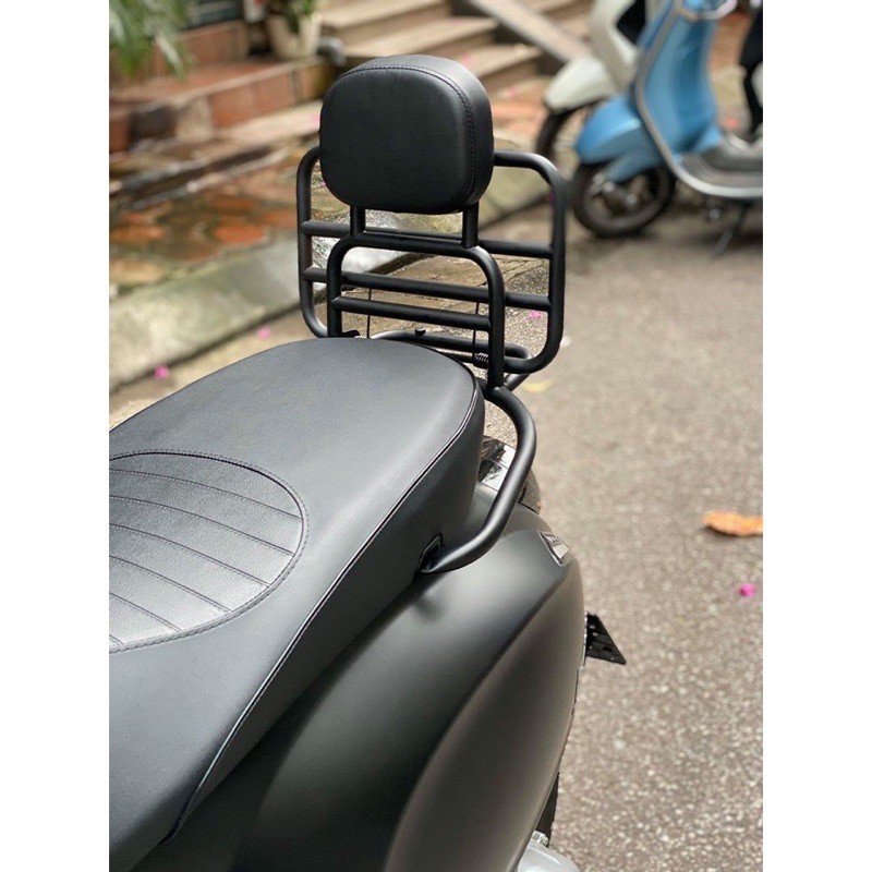 BAGA TỰA LƯNG CHO XE VESPA CÓ ĐỆM