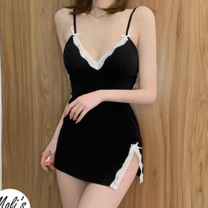 Đầm ngủ 2 dây  xẻ đùi tặng kèm chíp _cực sexy (che tên SP)