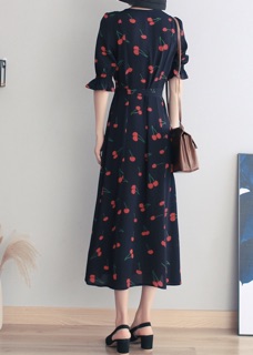 Đầm cherry form dài nút trắng (kèm hình thật)