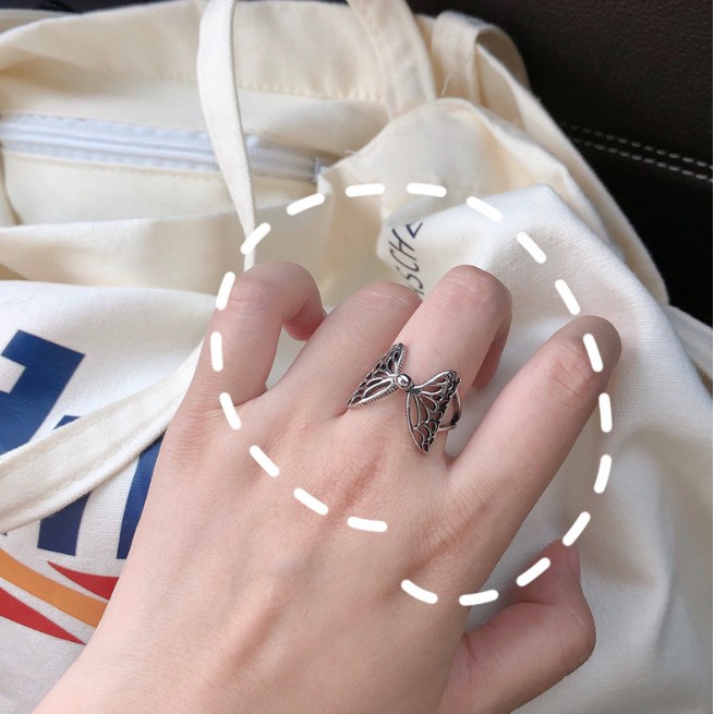 Nhẫn Đeo Tay Kim Loại Hình Bướm Cổ Điển Cho Nữ