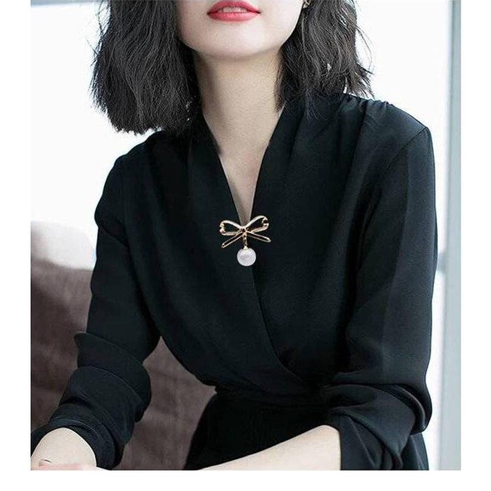 Ghim cài áo hình nơ đính ngọc trai giả