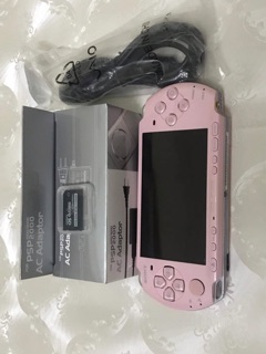 Máy PSP 2000 HACK FUll PhỤ KiỆn