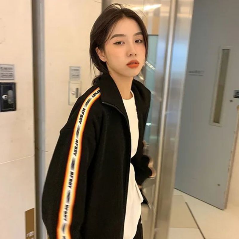 SET ĐỒ THỂ THAO HOẠ TIẾT SỌC VIỀN HÀNG UNISEX