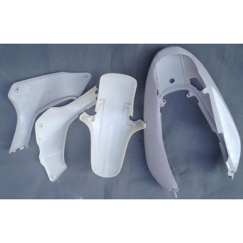 Bộ áo  Dàn nhựa đuôi + cốp hông + Dè trước Honda Hornet 250 600 919 900 CB1300 phôi chưa sơn