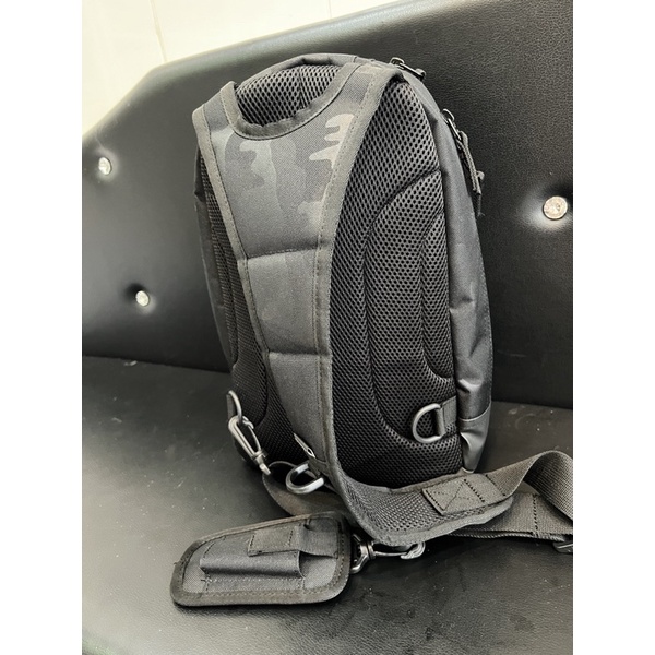 Túi đeo daiwa đạt chuẩn 100%  chât liệu siêu đẹp