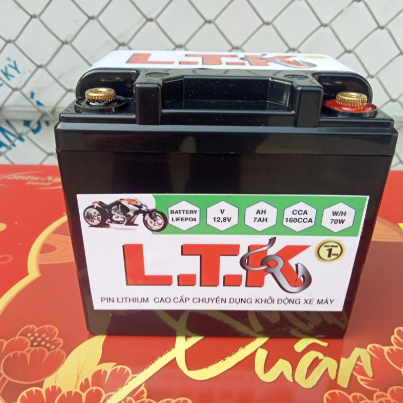 Bình ắc quy pin lithium 12.8v 7ah khởi động xe 150cc
